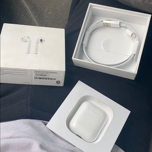 AirPods generation 2